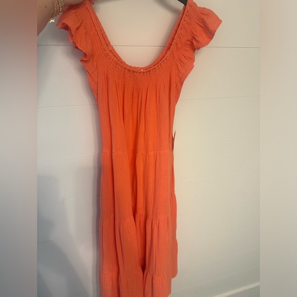 Women’s super cute coral linen dress! - Picture 1 of 3